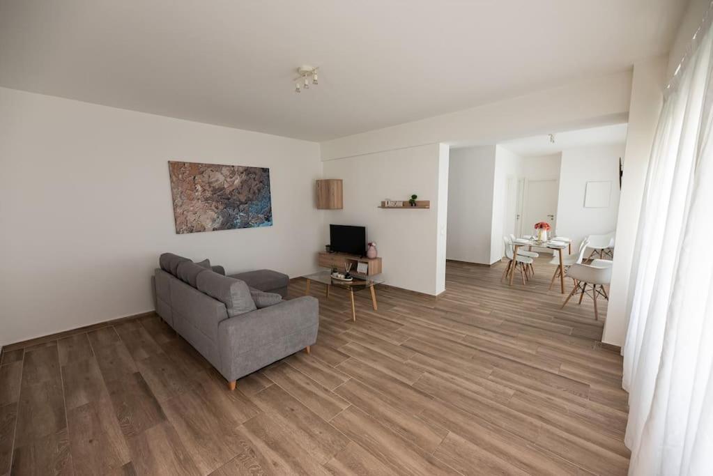 Bright 2Br Apartment In Palaio Faliro- Athene Buitenkant foto