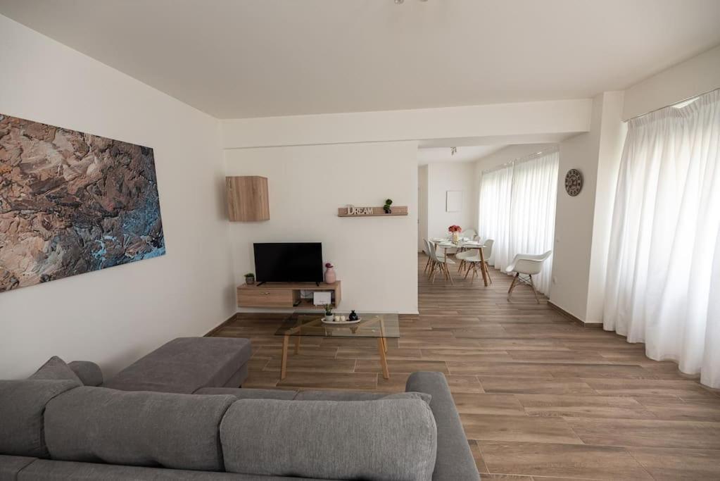Bright 2Br Apartment In Palaio Faliro- Athene Buitenkant foto